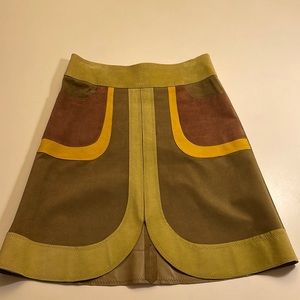 Chic & retro suede leather mini skirt.
